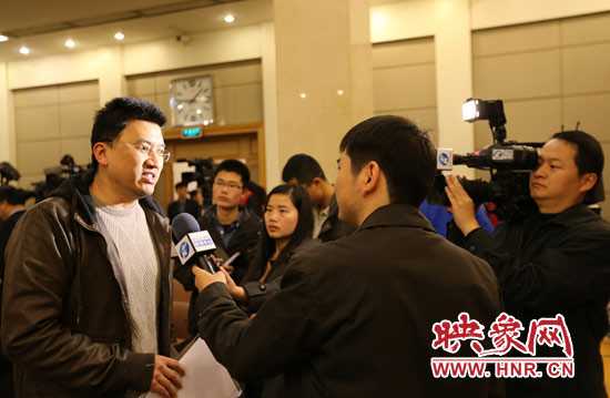 鄭州航空港經(jīng)濟(jì)綜合試驗(yàn)區(qū)發(fā)展規(guī)劃新聞發(fā)布會(huì)在北京舉行 鄭州航空港經(jīng)濟(jì)綜合試驗(yàn)區(qū)發(fā)展規(guī)劃新聞發(fā)布會(huì)在北京舉行