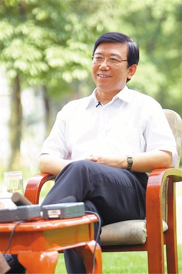 十八大后9名省部級(jí)高官落馬 多與群眾舉報(bào)有關(guān) 十八大后9名省部級(jí)高官落馬 多與群眾舉報(bào)有關(guān)