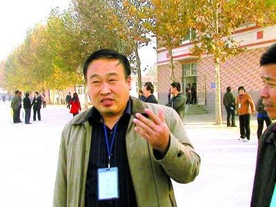 張偉生前照片。胡恩來攝