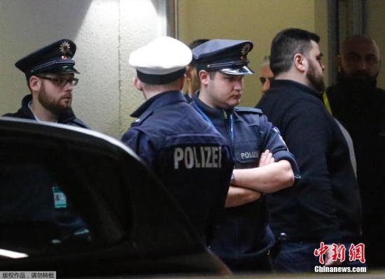 當(dāng)?shù)貢r間24日，一架空客A320飛機(jī)在法國南部阿爾卑斯墜機(jī)。