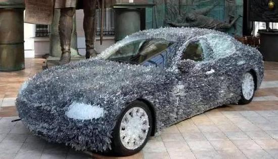 驚！車主用玻璃渣改裝瑪莎拉蒂