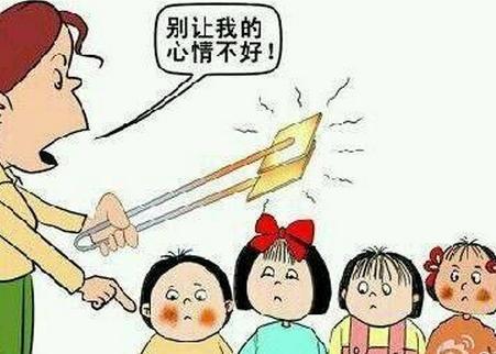 又是精神??？補(bǔ)課孩子遭棒擊 女老師下此毒手原因為何？