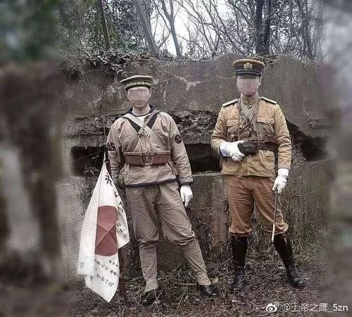 犯眾怒！兩男子抗日碉堡前扮日本兵拍照 警方介入