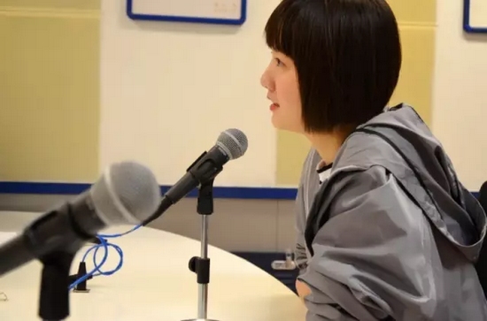 360°無死角，純素顏依舊那么美。這樣的顏值，你還敢說童星都長殘了？