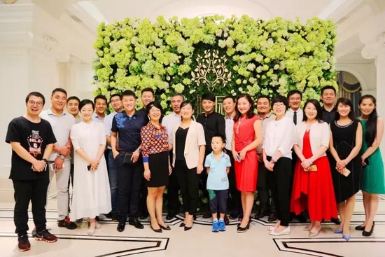 期待的時(shí)候，總是很長(zhǎng)，相聚的時(shí)候，總是很短。