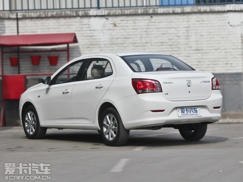 寶駿汽車2012款寶駿630 寶駿汽車2012款寶駿630