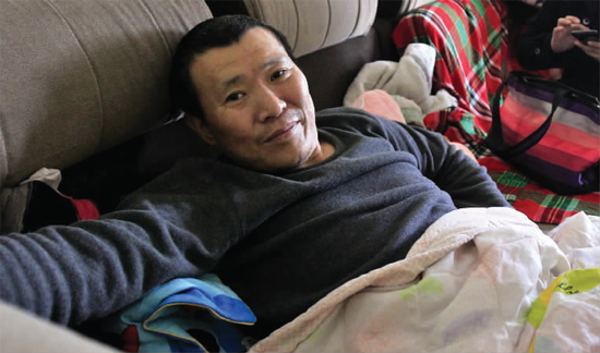 11月11日，李剛病情再次惡化，在眾多朋友的鼓勵(lì)下，他將再赴西安進(jìn)行手術(shù)治療