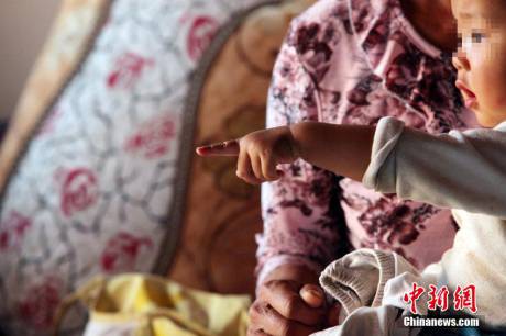 云南80后夫妻賣(mài)女 分贓不均丈夫報(bào)警