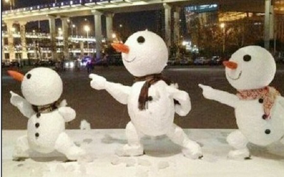 創(chuàng)意十足！日系列卡通雪人走紅