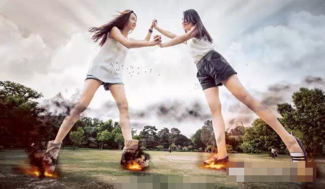 大學畢業(yè)爭拍創(chuàng)意照 北大女生化身巨人 大學畢業(yè)爭拍創(chuàng)意照 北大女生化身巨人