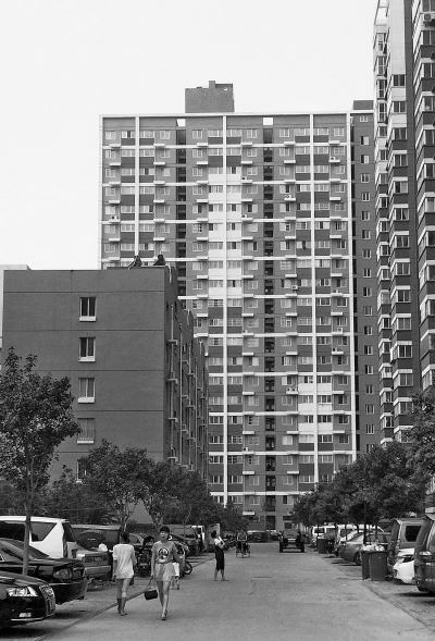 新就業(yè)大中專(zhuān)畢業(yè)生，外來(lái)務(wù)工人員住滿5年可申請(qǐng)購(gòu)買(mǎi)公租房。