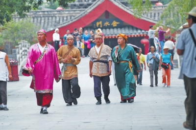 景區(qū)不漲價，希望游客玩得開心。