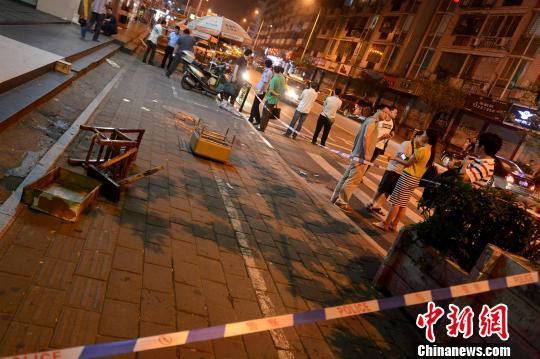 事發(fā)現(xiàn)場(chǎng) 事發(fā)現(xiàn)場(chǎng)