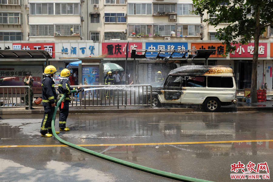 火災(zāi)現(xiàn)場(chǎng)。