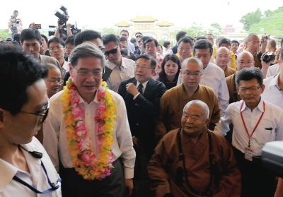 張志軍步入禮敬大廳。