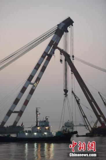 長(zhǎng)江沉船事故22人遇難 最后一名遇難者遺體被找到 長(zhǎng)江沉船事故22人遇難 最后一名遇難者遺體被找到