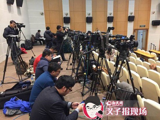 圖說：大量媒體聚焦在發(fā)布會現(xiàn)場。新民晚報新民網(wǎng)