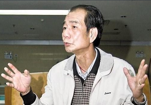 “廣州區(qū)伯”長(zhǎng)沙嫖娼被抓 曾監(jiān)督公車私用出名 “廣州區(qū)伯”長(zhǎng)沙嫖娼被抓 曾監(jiān)督公車私用出名