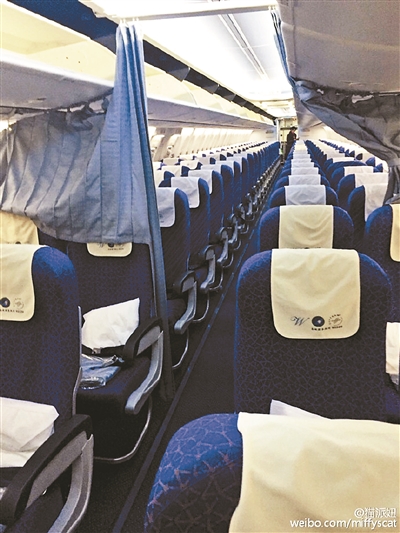 年關(guān)將近，很多人回家的票還沒(méi)有著落，而昨日凌晨，一架從武漢飛往廣州的航班上只有一名女乘客，偌大的客機(jī)成了一個(gè)人的專(zhuān)機(jī)。