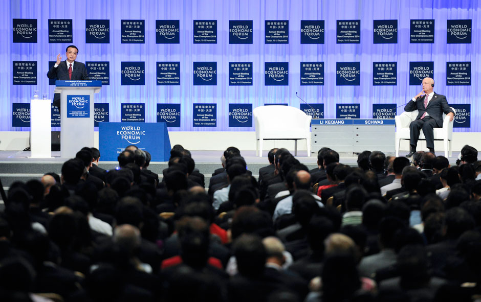 李克強(qiáng)總理出席夏季達(dá)沃斯論壇并發(fā)表開幕式致辭。