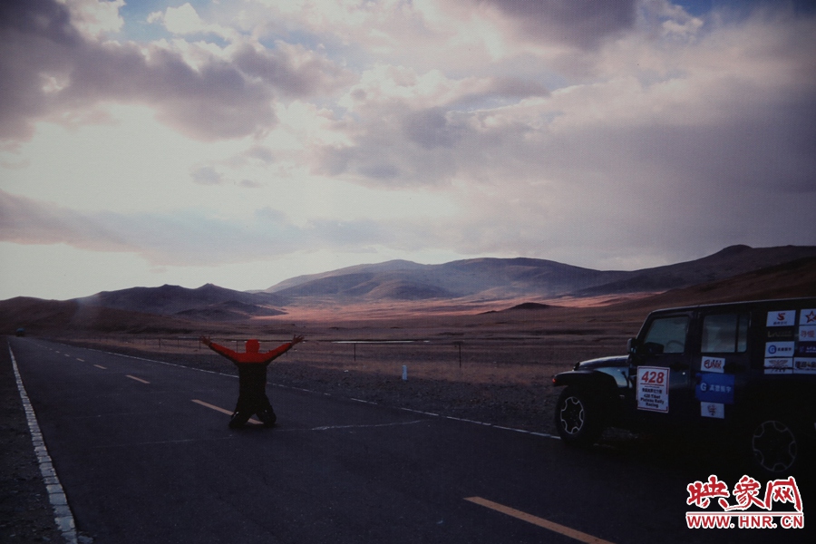 賽車的世界、更是男人的世界。圖為部分參展攝影作品。