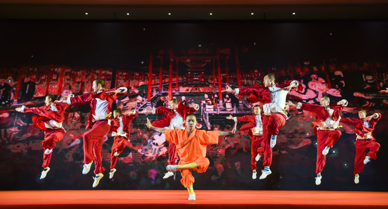 聽(tīng)豫劇看少林功夫 上合總理會(huì)文藝演出滿滿噠河南特色