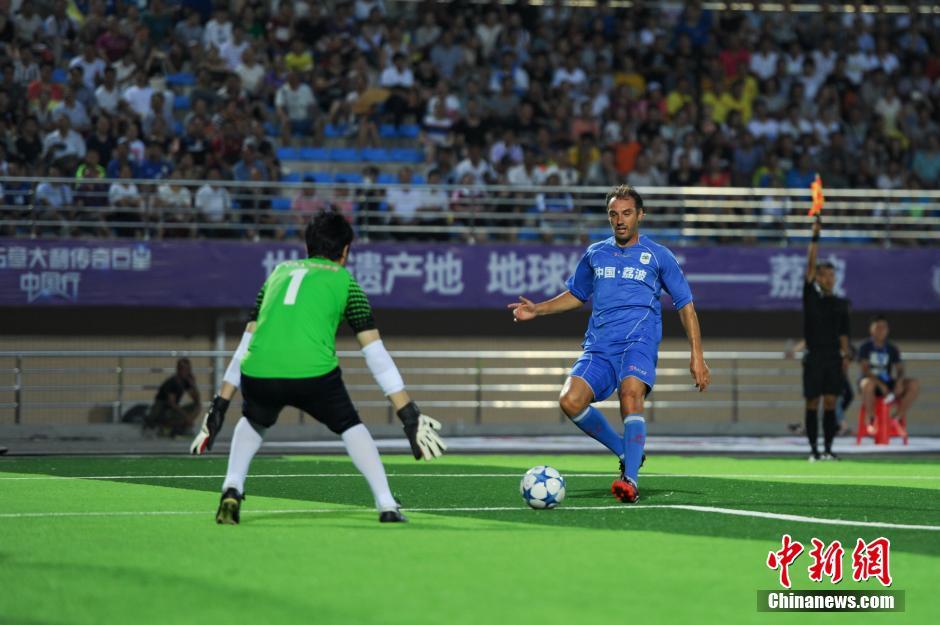 中國元老明星足球隊(duì)?wèi)?zhàn)勝意大利傳奇巨星隊(duì)