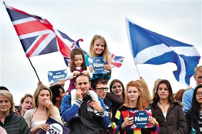 最新民意調(diào)查結(jié)果顯示，反獨陣營的支持率繼續(xù)領(lǐng)先。