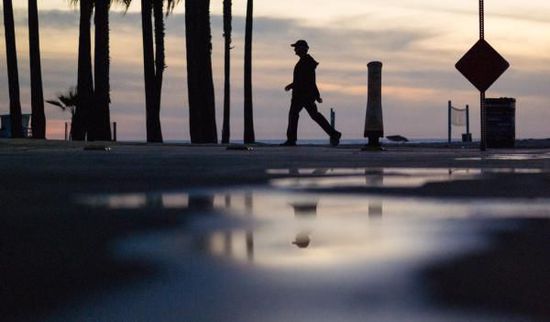 威尼斯禁止硬輪拉桿箱進(jìn)城 因噪音太大 威尼斯禁止硬輪拉桿箱進(jìn)城 因噪音太大