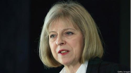 特雷莎·梅有關(guān)海外留學(xué)生的移民政策遭到猛烈批評(píng)。