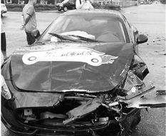 一女模特試駕瑪莎拉蒂撞車(chē) 維修費(fèi)高達(dá)幾十萬(wàn) 一女模特試駕瑪莎拉蒂撞車(chē) 維修費(fèi)高達(dá)幾十萬(wàn)