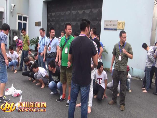 公安局管抓捕詐騙公司現(xiàn)場(chǎng)（警方視頻截圖）。