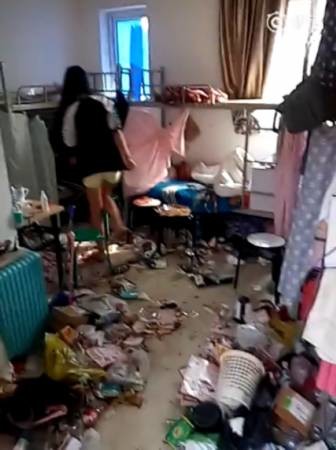 這個學(xué)校的男生宿舍火了！女同學(xué)都喊著要嫁
