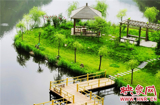 美不勝收 爬山、游園、賞奇觀（組圖）