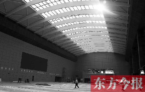 作為高鐵鄭州東站最重要的配套工程，鄭州綜合交通樞紐公路客運站的裝修工作即將完成，預(yù)計今年9月底與鄭州