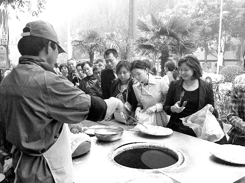 全國(guó)名廚秀藝　美味聚集古都開(kāi)封