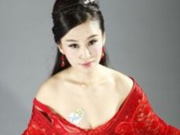 三里屯驚現(xiàn)爆乳“織女”下凡“牛郎”求愛(ài)