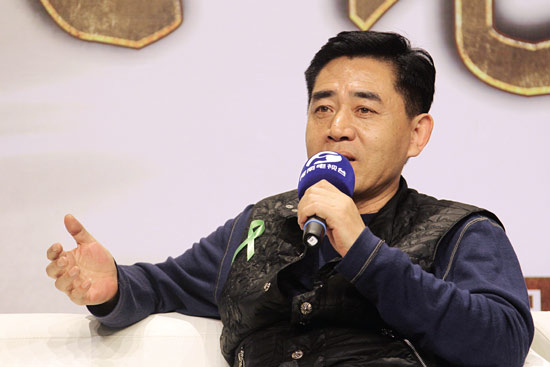 陳寶國(guó)：我感覺和河南很有緣分，和河南的觀眾也有親切感