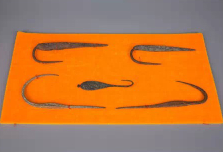 這么大的魚鉤你見過嗎？