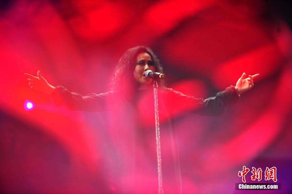 “搖滾女歌手”羅琦在京首開個(gè)唱 謝天笑壓軸助陣