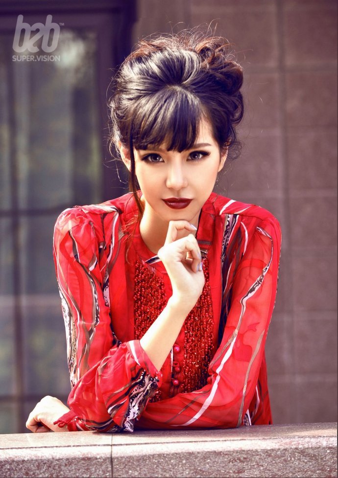 工大最美?；ㄍπ爻鲧R破底線